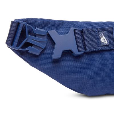 4. Saszetka, nerka Nike Heritage Waistpack DB0488-492