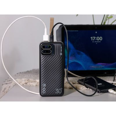 4. TRACER POWERBANK BLAZE 30000MAH 65W CZARNY
