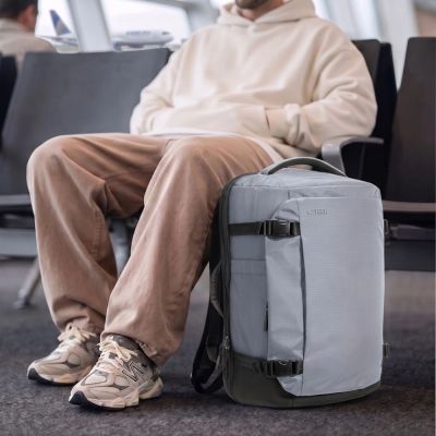 13. Plecak Tech-Protect Defender S70 RYANAIR & WIZZAIR 24L na laptop - szary
