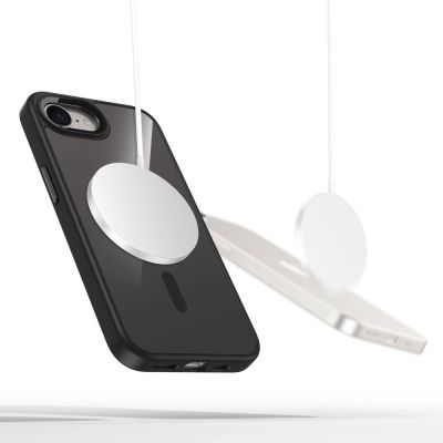 2. Etui Tech-Protect MagMat MagSafe na iPhone 16e /17e - czarne-przezroczyste