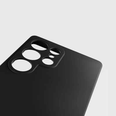 6. Etui SBS Instinct na Samsung Galaxy S25 Ultra - czarne