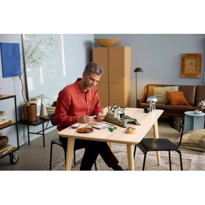 8. LEGO Architecture 21063 Zamek Neuschwanstein