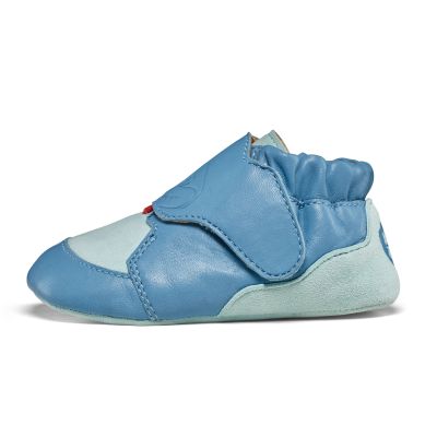 5. Buty do raczkowania ze skóry Affenzahn Crawly Shark (01257-30211)