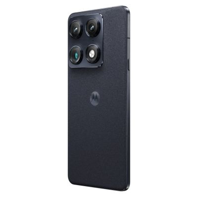 6. Motorola Moto Signature 5G 16/512GB Carbon