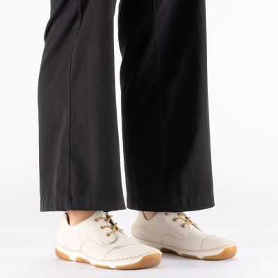 7. Półbuty damskie komfortowe białe Rieker  55920-80