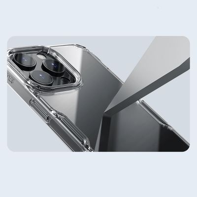 10. Etui Nillkin Nature Pro Case na iPhone 16 Pro - przezroczysto-białe