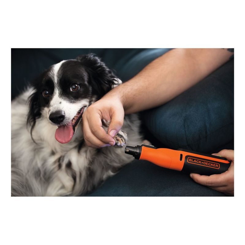 12. Black & Decker BCRT8I-XJ grawerka elektryczna