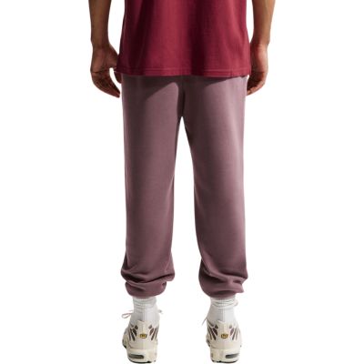 2. Spodnie męskie Nike Club BB Jogger brązowe FN3787 502