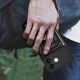 10. Etui Hybrid Armor Camshield na iPhone 16 Plus pancerne z osłoną na aparat z podstawką - czarne