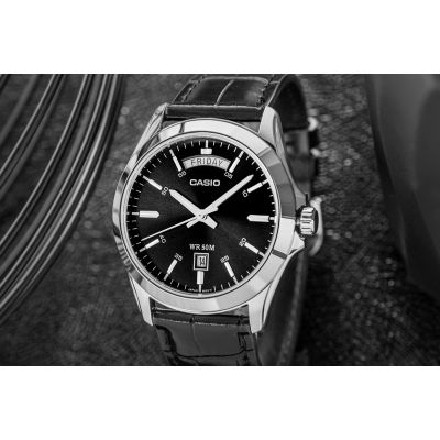 4. Zegarek Męski CASIO MTP-1370L-1AVDF + BOX