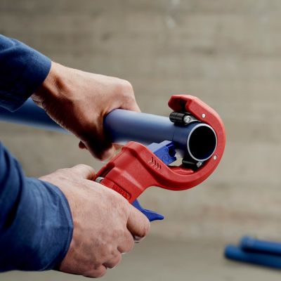 30. Knipex 90 23 01 BK ręczne narzędzie do cięcia rur Obcinak do rur