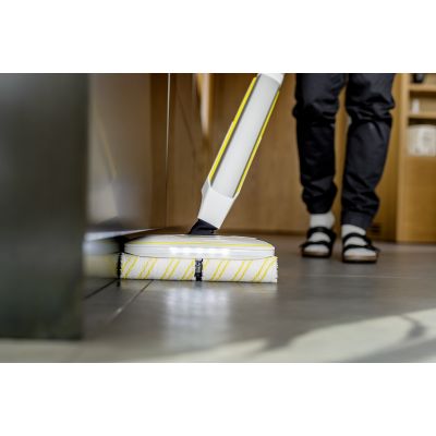 4. Mop Elektryczny KARCHER FC8 Smart Signature
