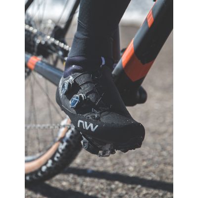 3. Buty rowerowe NORTHWAVE FLAGSHIP GTX
