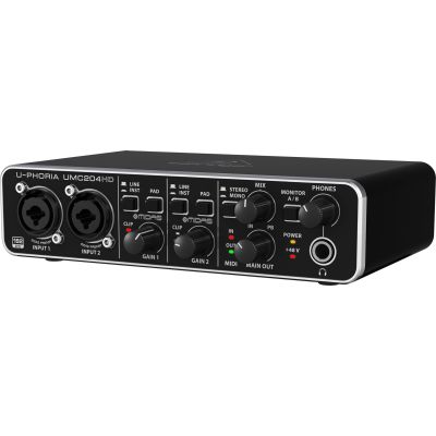 9. Behringer UMC204HD - Interfejs audio USB