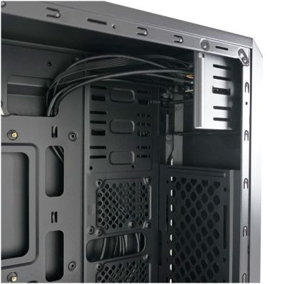 7. Obudowa LC-Power 7039B Midi Tower PC ATX Micro ATX Mini-ITX Metal Plastik