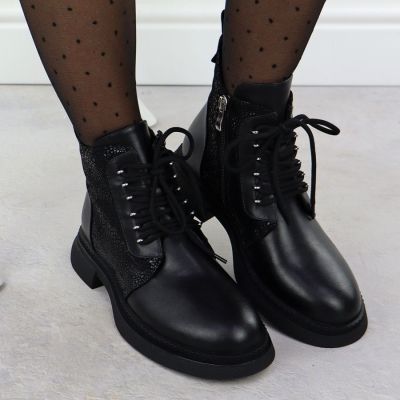 7. Skórzane botki damskie ocieplane S.Barski 52-612