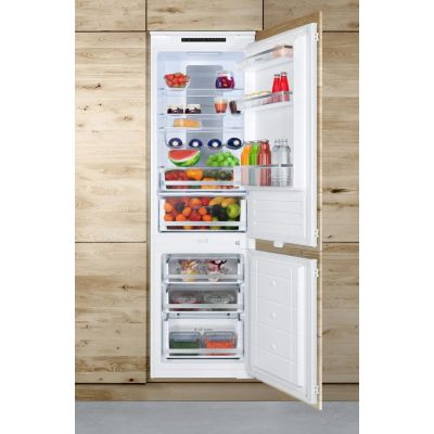 10. Lodówka do zabudowy AMICA BK3055. 6 NFM(E)