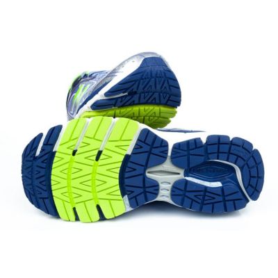 9. Buty do biegania New Balance W W860GP6-D