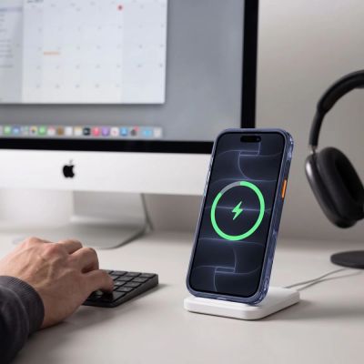 8. Etui Tech-Protect MagAir Stand MagSafe CC na iPhone 18 Pro Max / 17 Pro Max - granatowy matowy