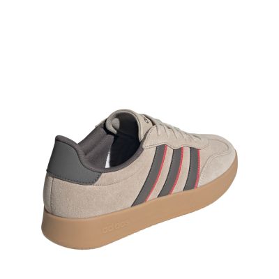 9. Buty adidas Barreda M JP7100
