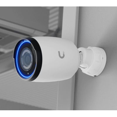 3. Ubiquiti UVC-AI-Pro White | Kamera IP | 4K Ultra HD 30fps, IP65, 1x RJ45 1000Mbps PoE, 3x zoom optyczny