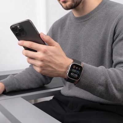 4. Pasek Tech-Protect Silicone Line na Apple Watch 44 / 45 / 46 / 49 mm - czarny