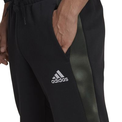 12. Spodnie adidas Essentials Camo Print Fleece Pant M HL6929