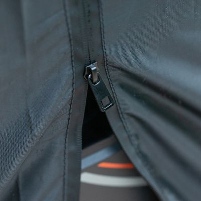 10. CORNILLEAU POKROWIEC NA STÓŁ PREMIUM PLUS