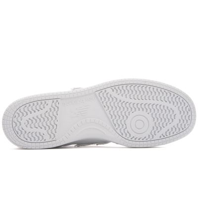 8. Buty New Balance M BB480LKA