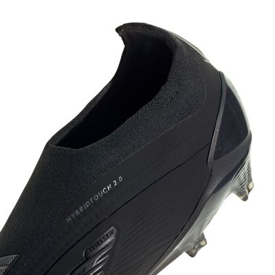 17. Buty piłkarskie adidas Predator Elite LL FG M IE1807