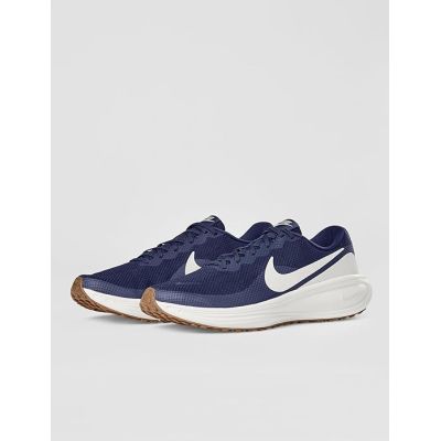 4. NIKE  REVOLUTION 8 (HJ9198-402)
