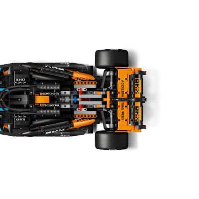 6. LEGO 42228 Technic - Bolid McLaren MCL39 F1