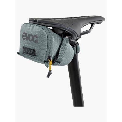 2. Torba podsiodłowa EVOC Seat Bag Tour steel