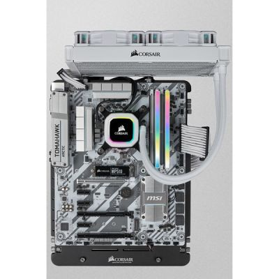 3. Pamięć Corsair Vengeance RGB Pro CMH16GX4M2E3200C16W 16GB 2x8GB DDR4 3200MHz