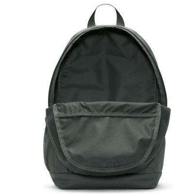 4. Plecak Nike 20L IX5295-303