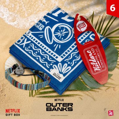 6. YuMe Toys YuMe Netflix Giftbox