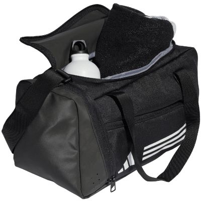 16. Torba adidas Essentials 3-Stripes Duffel Bag XS IP9861