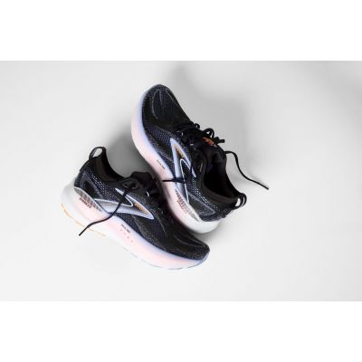 9. Buty do biegania Brooks Running Glycerin GTS 22 W 1204351B088.100