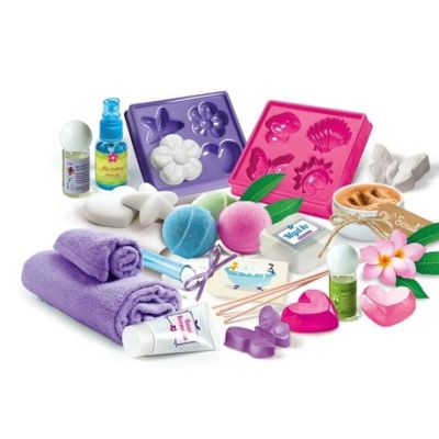 4. Zestaw Clementoni - Salon urody