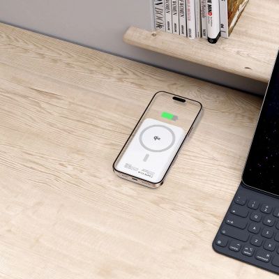 8. Powerbank Tech-Protect PB24 LifeMag QI2 MagSafe 10000 mAh - biały