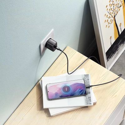 4. Ugreen ładowarka sieciowa USB Typ C 25W Power Delivery + kabel USB Typ C 2m czarny (50581)