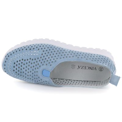 3. Skórzane półbuty damskie ażurowe niebieskie Vinceza 93220