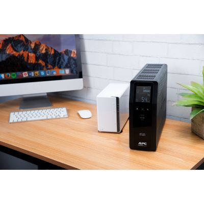 14. Zasilacz UPS APC BR1200SI