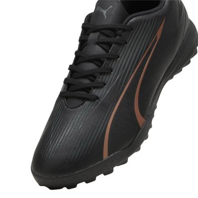 6. Buty piłkarskie Puma Ultra Play TT Jr 107779-02