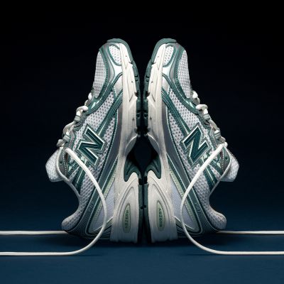 9. Buty New Balance U740GR2