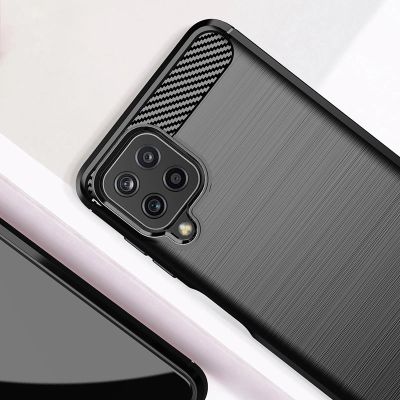 6. Carbon Case elastyczne etui pokrowiec Samsung Galaxy A22 4G czarny