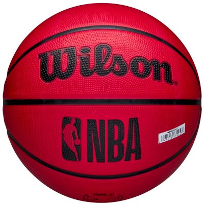 2. Piłka do koszykówki Wilson NBA Team Tribute Solid Chicago Bulls Ball WZ4025405XB