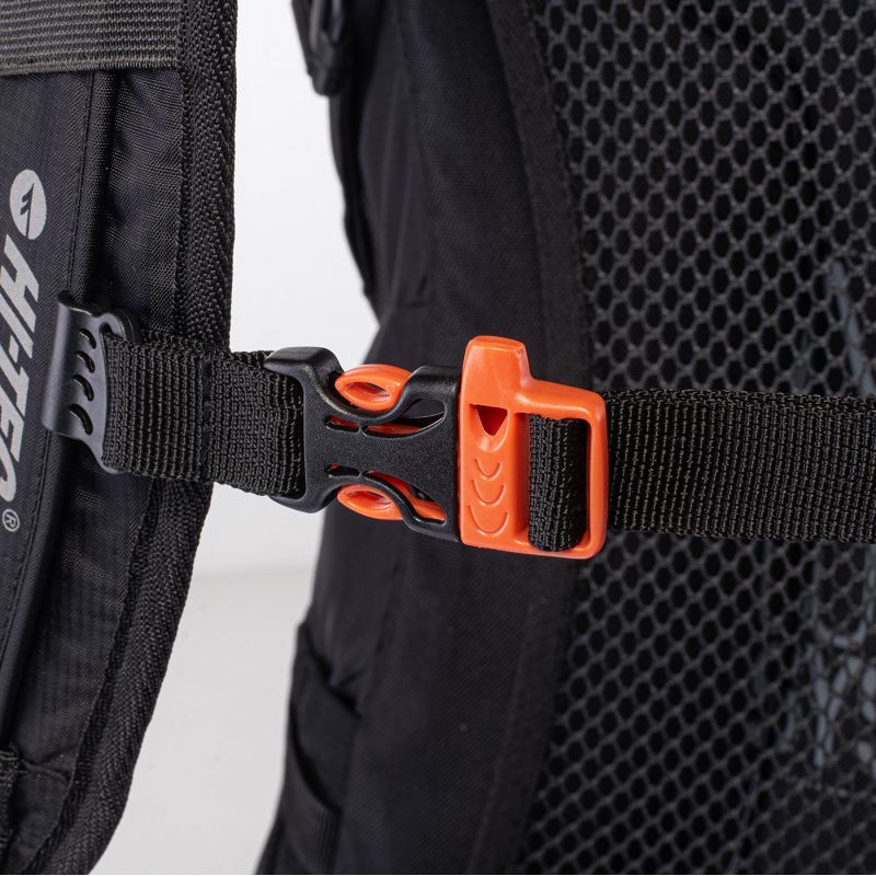 7. Plecak Hi-Tec V-Lite 24 92800556093