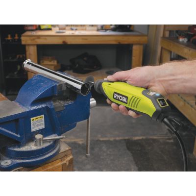12. Szlifierka prosta RYOBI EHT150V 150W, zest 115 akcesoriów