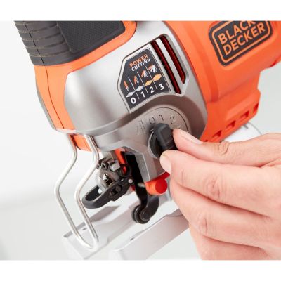 12. Black & Decker BES610K-QS wyrzynarka elektryczna 650 W